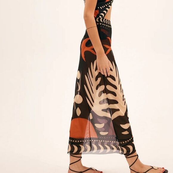 NWT Bird Print Mesh Cover Up Maxi Skirt. Medium - Picture 3 of 5